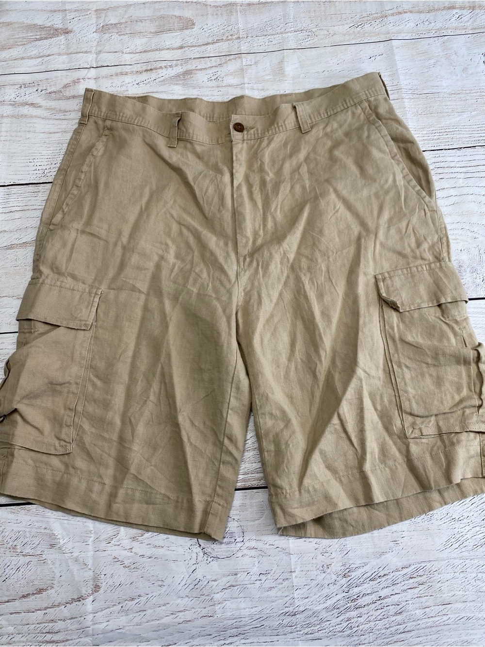 Jos. A. Bank Men’s Linen Cargo Shorts in Khaki Tan size 38W